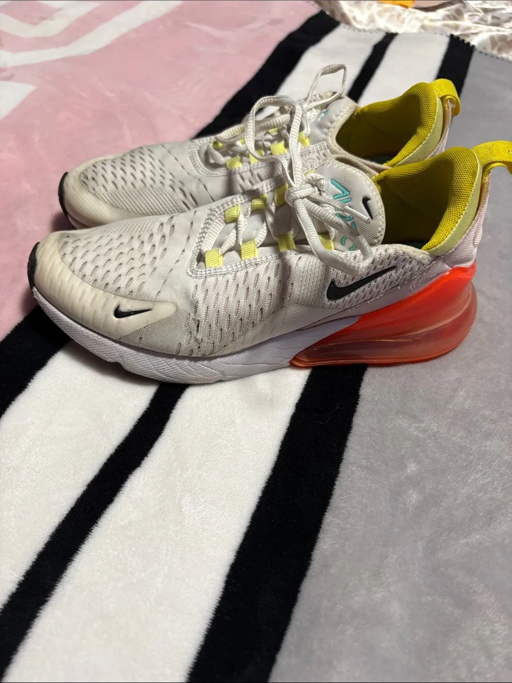 Nike Kids White Sneakers with Yellow Lining and Orange Heel